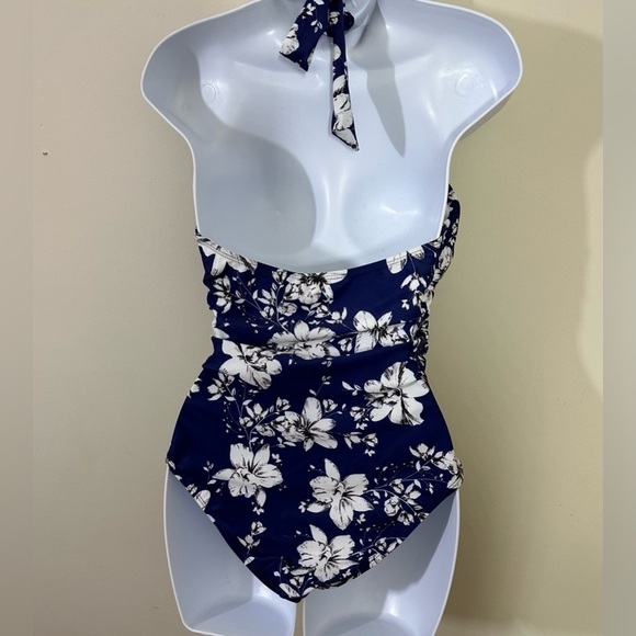 B 2 Prity sz med 1 piece swimsuit in a blue & white beachy look Nearly new - Picture 11 of 14